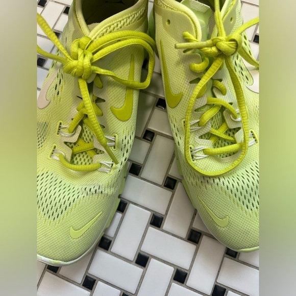 Nike Lime Green Running Shoes - Picture 8 of 9